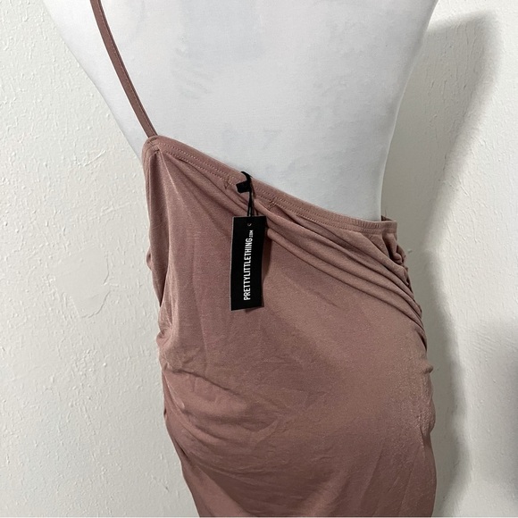 NWT PRETTY LITTLE THING Women’s Plus 16 Rose Ruched One Shoulder Bodycon Dress - Picture 5 of 8